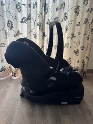Maxi Cosi Babyschale Pebble inkl. Basisstation Isofix FamilyFix