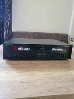 Vintage Pioneer graphic Equalizer Gr 555