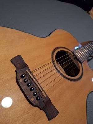 Akustikgitarre Crafter ABLE T-600CE/ N mit Tonabnehmer und Tasche