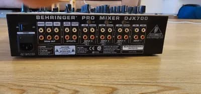 Behringer DJX700