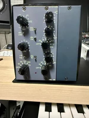 AML ez1073- Preamp 500 series