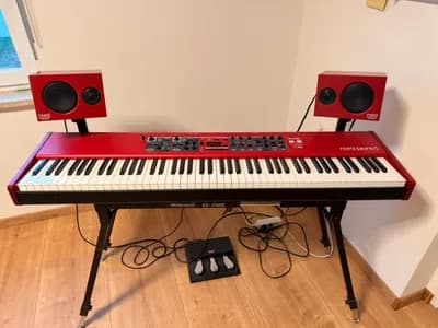 Nord Piano 5 88 + Clavia Nord Monitor V2