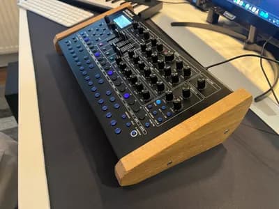 Roland SH-4d Synthesizer