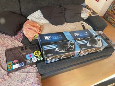 2 x Reloop RP-7000 MK2 inkl. Abdeckhaube, DJ Turntables, Plattenspieler