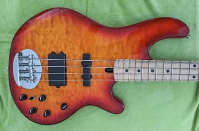 Lakland Bass 4402 MN QM CSB Cherry Burst Deluxe 4 Saiter