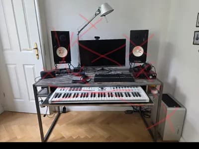 Home Studio Schreibtisch