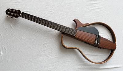 Yamaha SLG200S NA