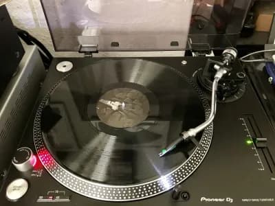 Pioneer DJ Plattenspieler PLX 500 + Ortofon Concorde DJ MKII System