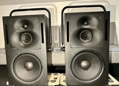 Genelec 1037B Paar inkl. Genelec Wall Mounts inkl. OVP