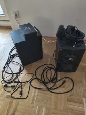 Komplettes Musikstudio. JBL 305 MK2 Studiomonitore, Behringer UMC22, Audio-Technica M40x