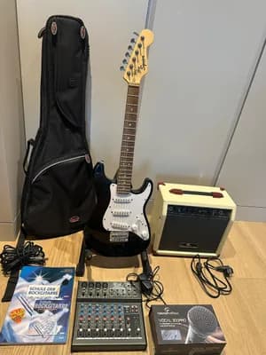 E-Gitarren Komplettset Squier - nahezu neuwertig - nur 2x benutzt