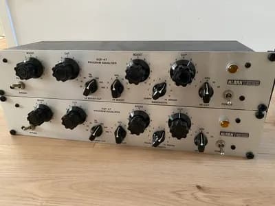 2 x Klark Teknik EQP-KT (Pultec EQP-1A Clone)