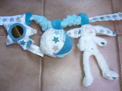 LITTLE DUTCH Kinderwagenkette "Hase mixed stars blau"