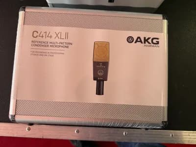 AKG C414 XL II