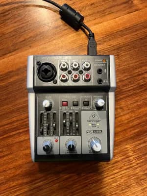 Behringer Xenyx 302USB Mischpult - kompakt & voll funktionsfähig