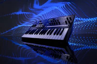 Korg Wavestate Synthesizer Schwarz | Wave Sequencing Synthesizer | 37 Tasten | inkl. Originalverpackung (mit Originalverpackung) #1162284