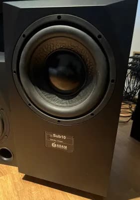 ADAM Audio Sub10 MK2 - aktiver Studio-Subwoofer, neuwertig