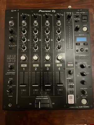 Pioneer DJM 750 MK2