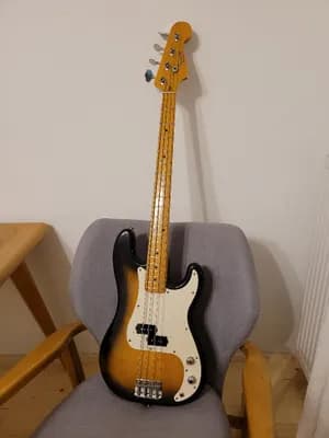 Fender P Bass (JV 1st series, Japan Vintage, 1982)