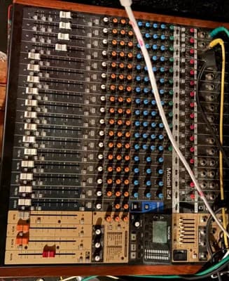 TASCAM MODEL 24 Mischpult