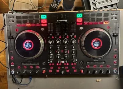 Numark NS6II - Professional 4-Channel DJ Controller