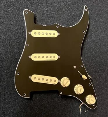 Fender Prewired Jeff Beck Hot Noiseless Strat Pickup Set+ TBX Tone Control