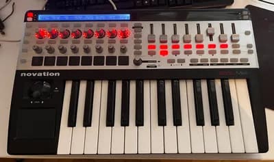 Novation 25SL MKII USB-Midi Keyboard