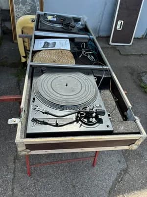 DJ Veranstaltungspult/ Controller/ Plattenspieler
