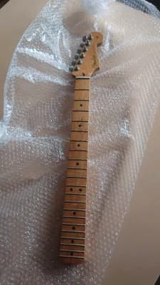 Fender Stratocaster Hals mit Fender Locking Tuners (UVP: 598€)