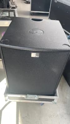 Fohhn XS-30 aktiver Subwoofer inkl. Transportcase