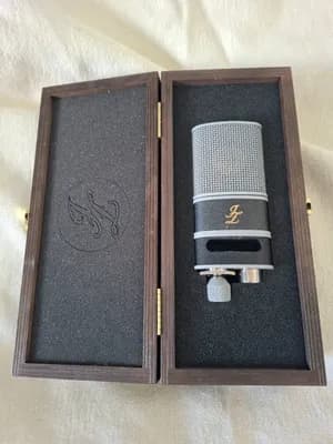 JZ Microphones Vintage 67 (inkl. Holzcase)