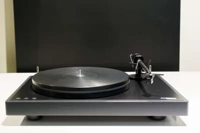 Revox Studiomaster T700 Black Edition - Plattenspieler
