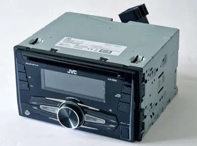 JVC Doppel-DIN CD-Receiver (KW-R520)