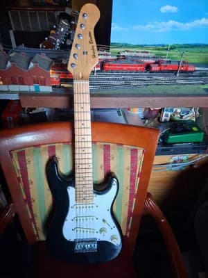 Hanley Benton Kinder E Guitar