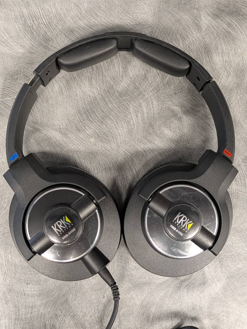 KRK - KNS-8400