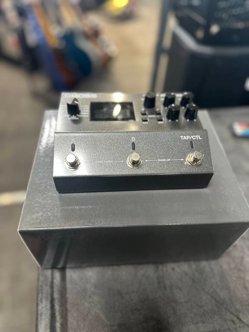 BOSS - RV-500