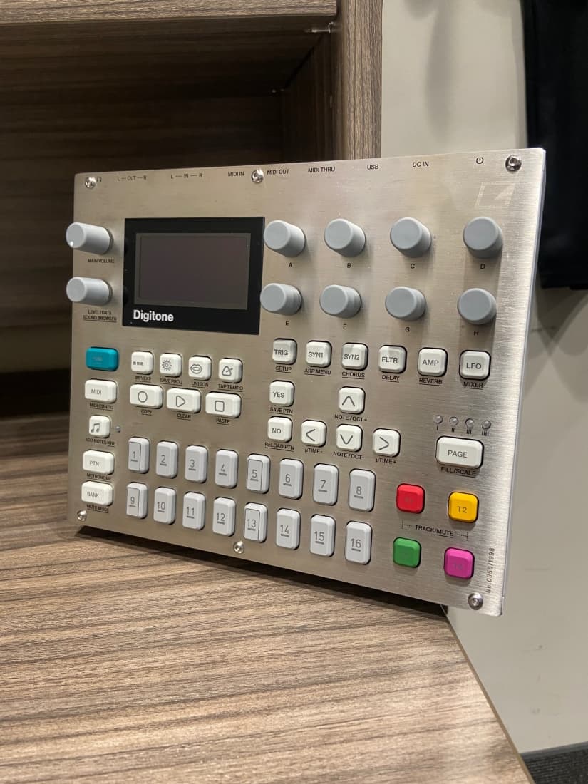 Elektron - DIGITONE E25