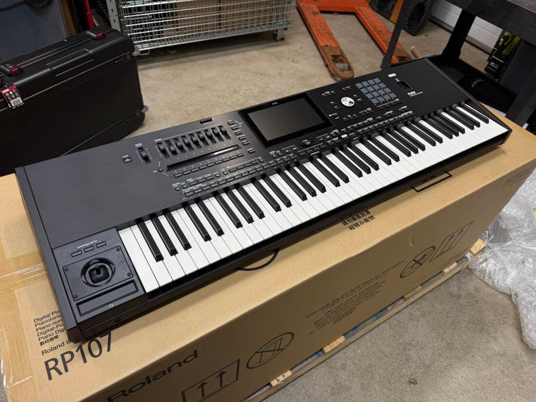 Korg - PA5X76