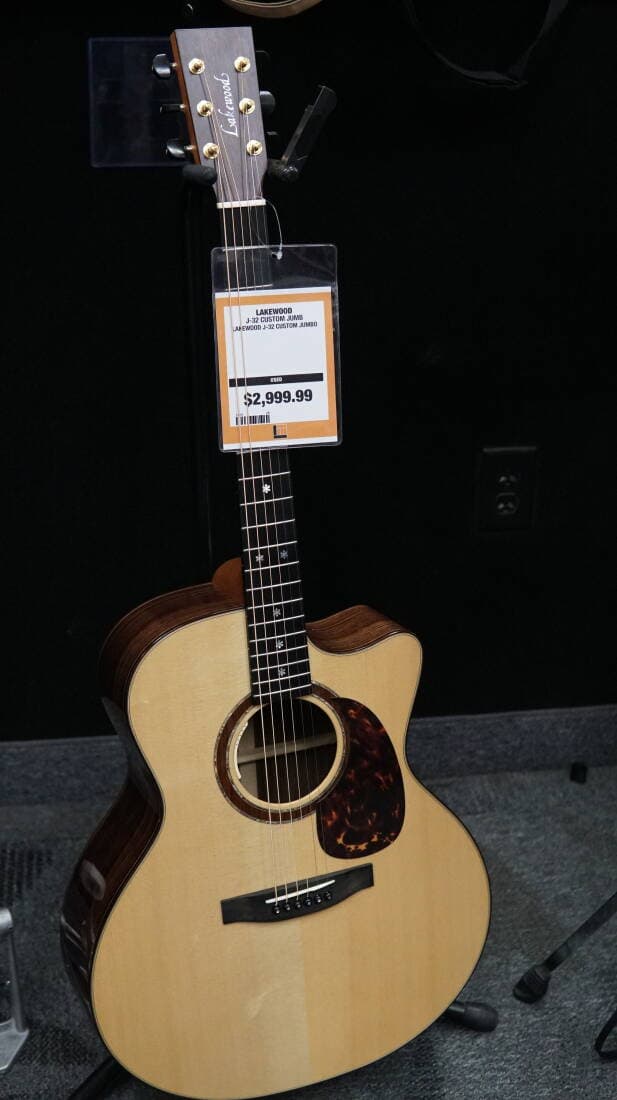 Lakewood J-32 Custom