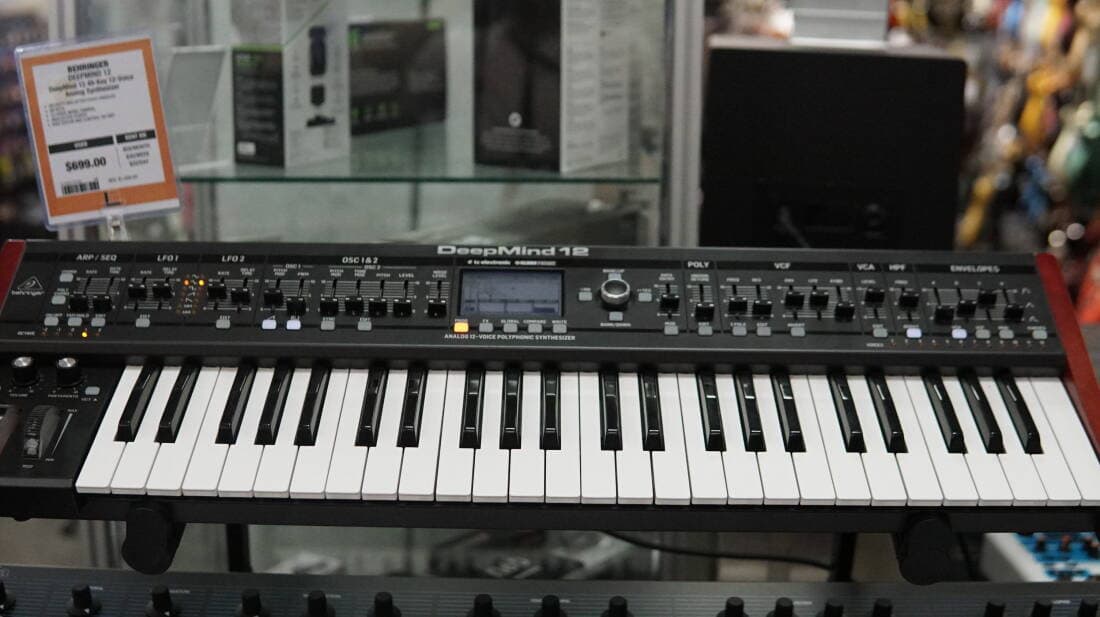Behringer - DEEPMIND 12