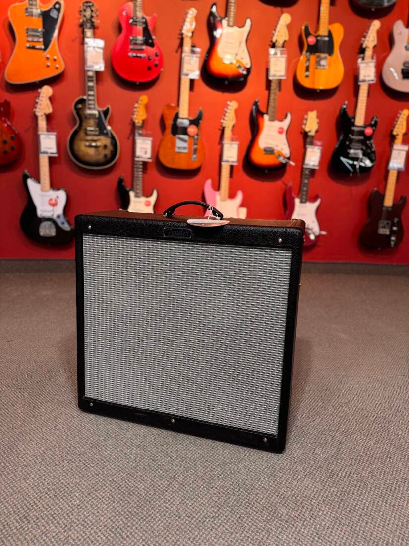 Fender - HOT ROD DEVILLE 410 III BLACK