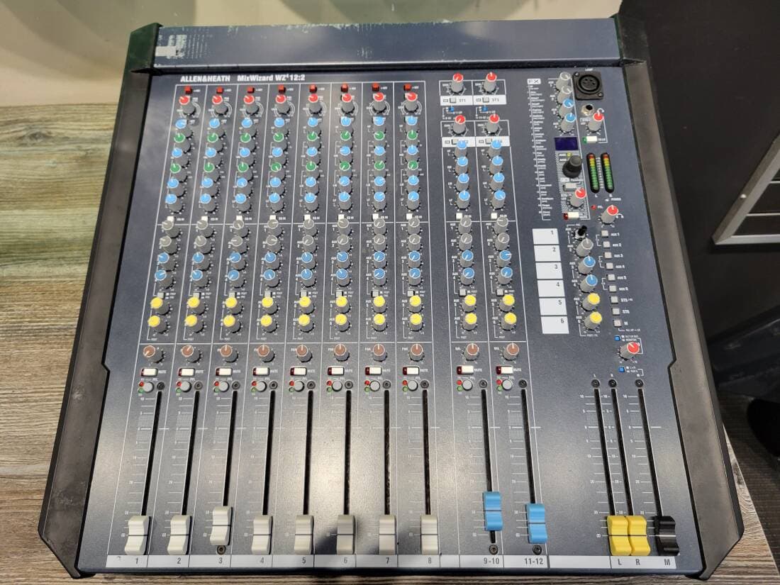 Allen & Heath - W4 1202