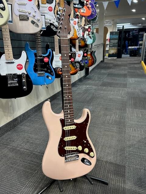 Fender - 011-3900-756