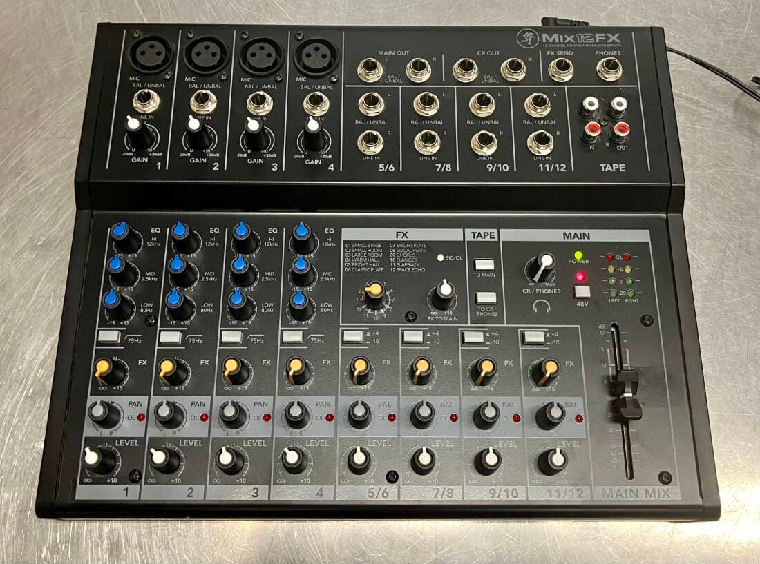 Mackie MIX12FX 12 channel mixer