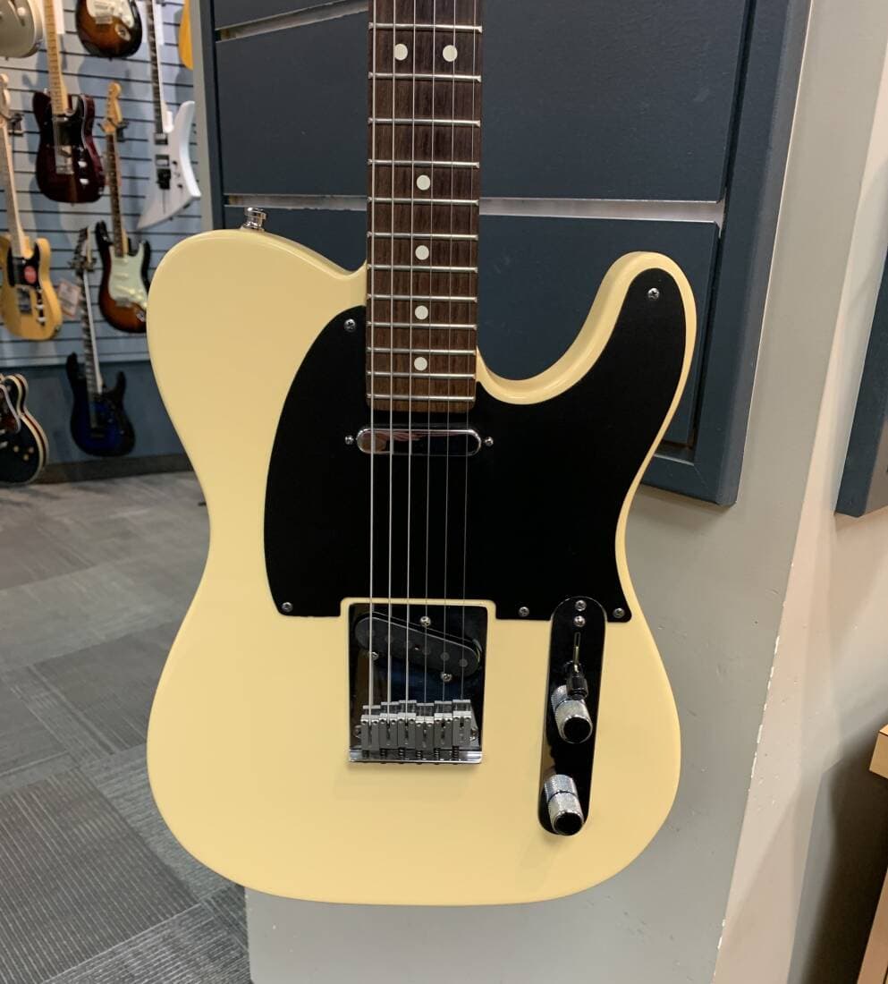 Fender - Am STD Tele Vwt