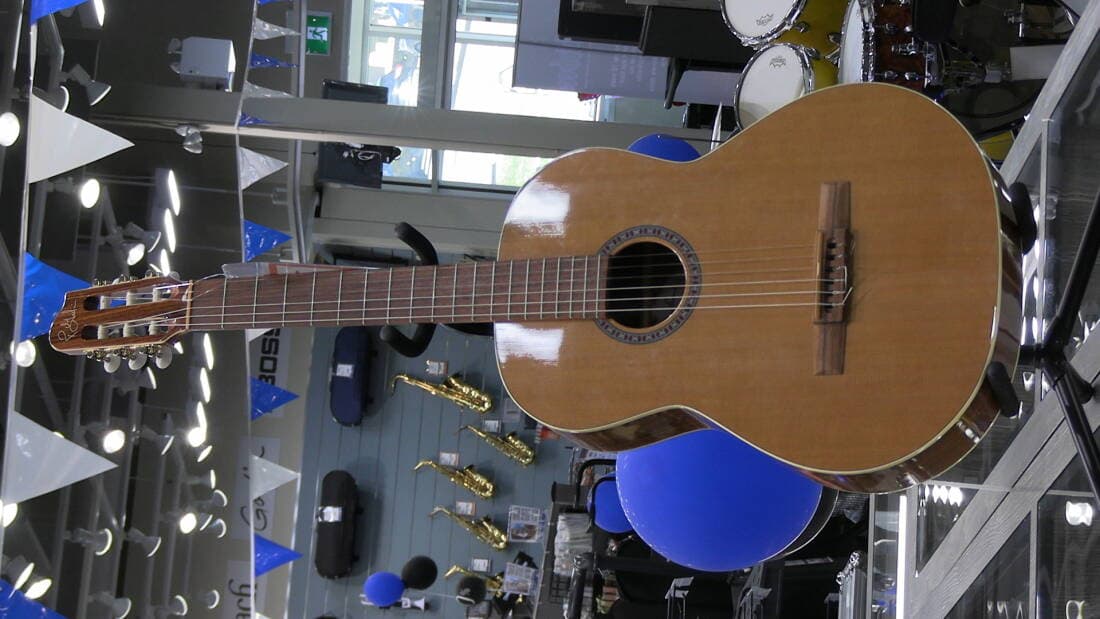 Godin Guitars - G49622