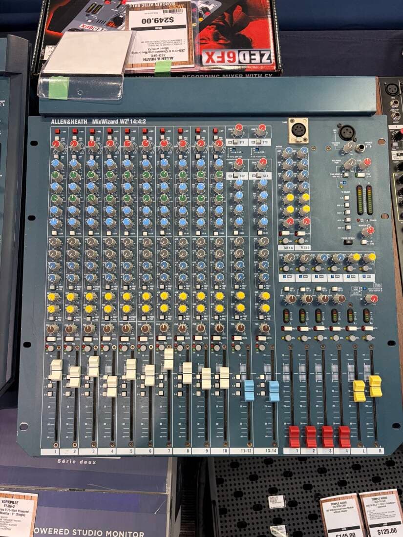 Allen & Heath - W4 1442