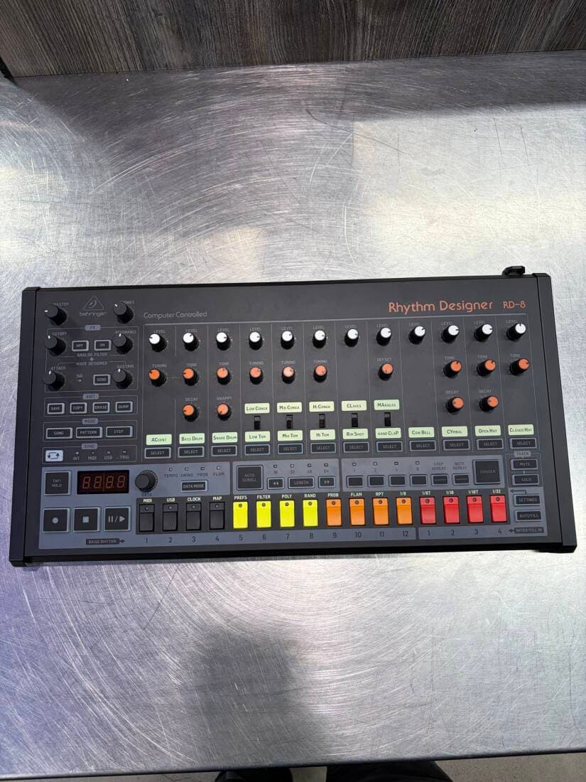 Behringer - RD-8 MKII