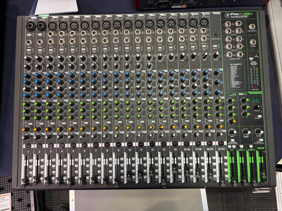 Mackie - PROFX22 V3