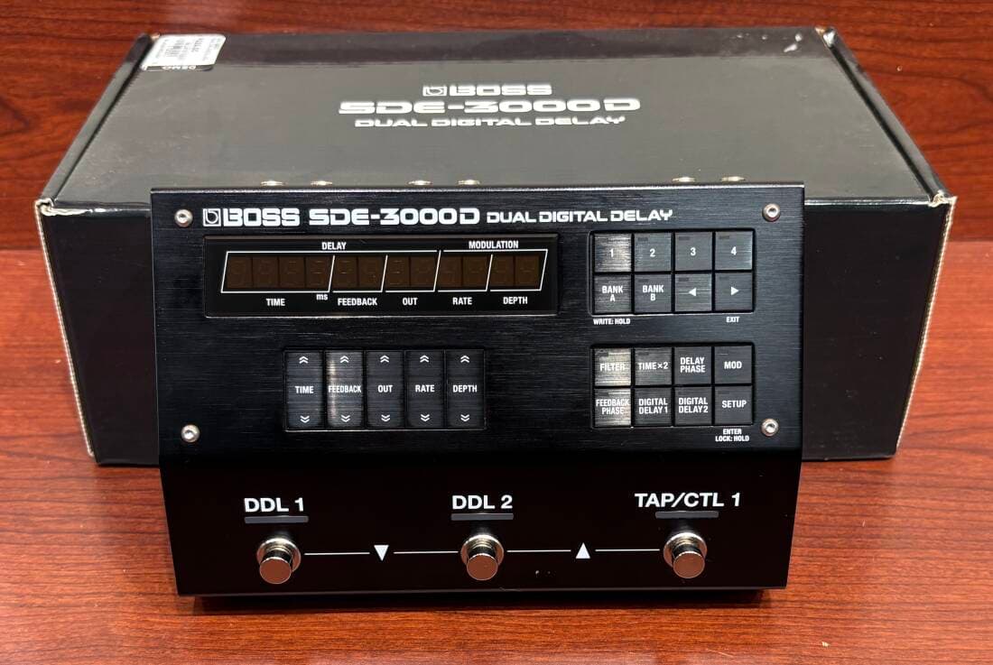 BOSS - SDE-3000D DUAL DIGITAL DELAY